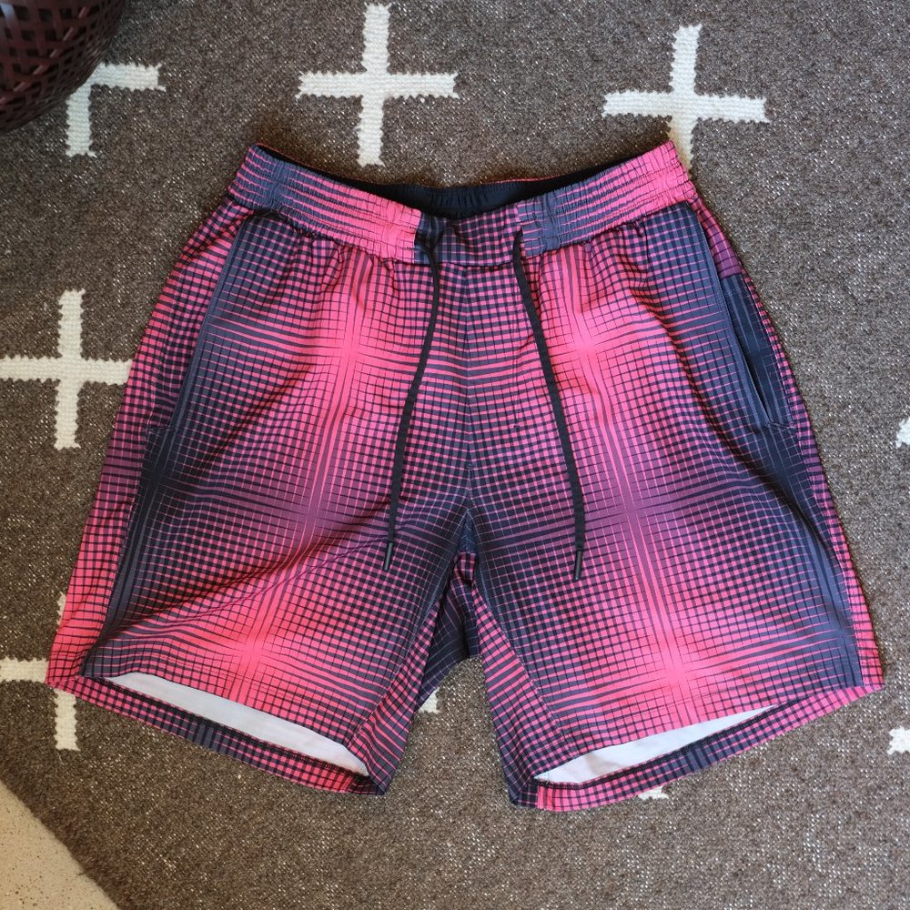lululemon Thigh Tide Swim Trunks - Medium, 7" Inseam, Red/Navy
